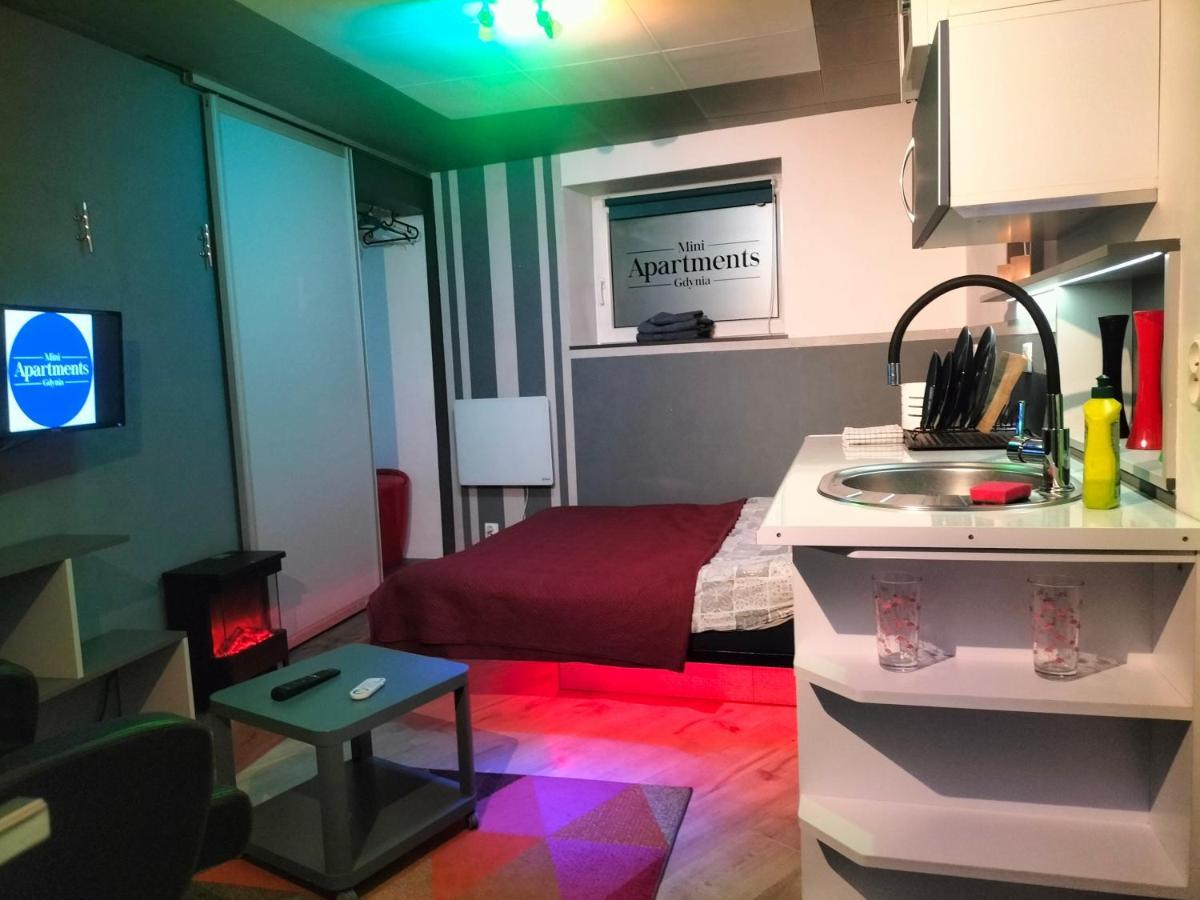 24H Gdynia Mini Apartamenty Na Kod Dostepu & Free Parking & No Keys Exteriér fotografie